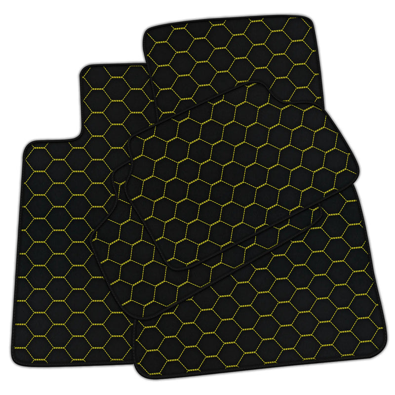 Tapis de voiture en cuir personnalisables avec motif hexagonal symétrique pour BMW F44 Gran Coupe (2020-2024)