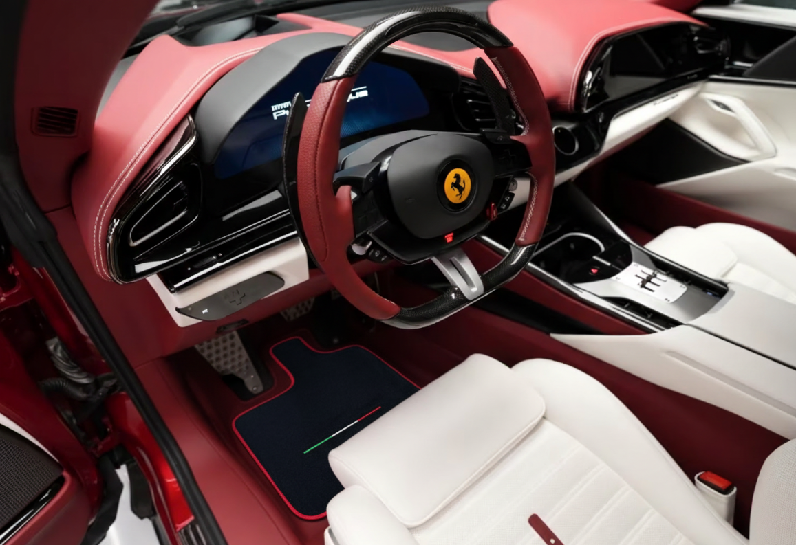 Mats de coche negros para Ferrari Purosangue con cuero y detalles rojos | Edición italiana - AutoWin