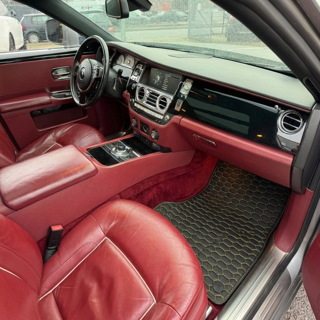 Customizable Leather Floor Mats with Single Diamond Pattern for Rolls Royce Ghost Series II (2021–2024) - AutoWin