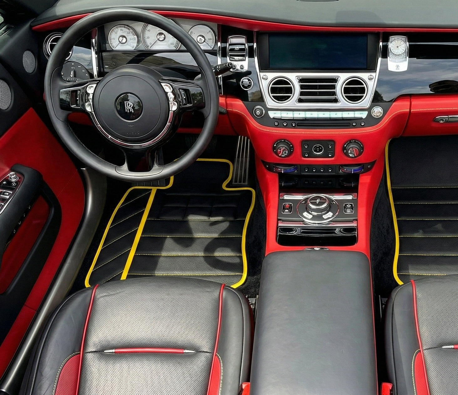 Alfombrillas de piel de oveja gris oscuro para Rolls Royce Dawn RR6 2016-2023 Diseño ER56 - ER56 Design