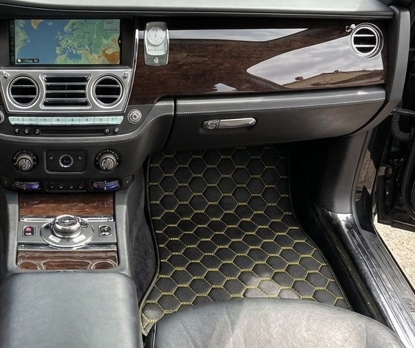 Alfombrillas de coche de cuero personalizables con patrón hexagonal vertical para Rolls Royce Ghost Series II (2021–2024) - AutoWin