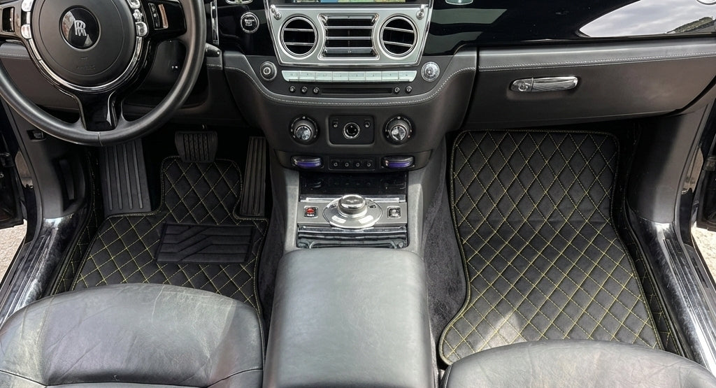 Alfombrillas de coche de cuero personalizables con patrón hexagonal vertical para Rolls Royce Ghost Series II (2021–2024) - AutoWin