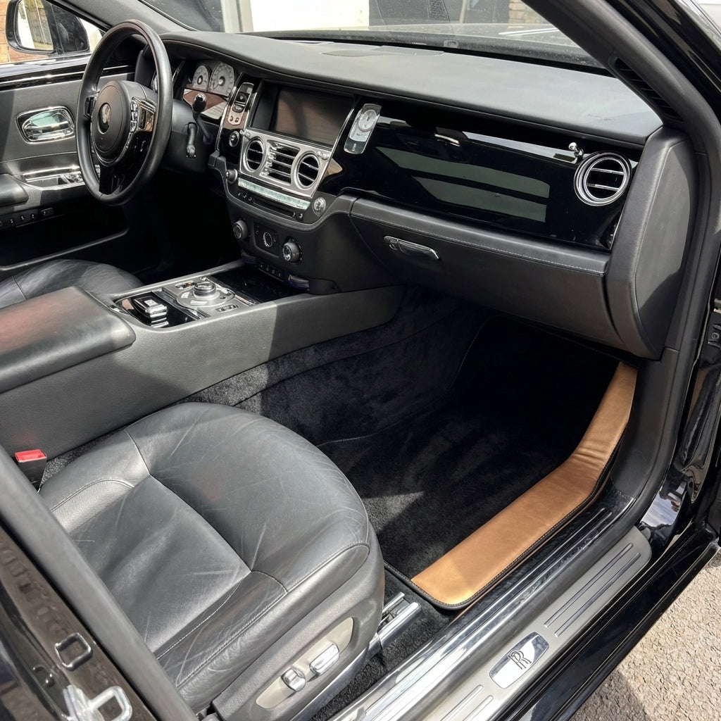 Auto-Fußmatten aus Leder mit Krokodilprägung für Rolls-Royce Ghost Serie II (2021–2024) - AutoWin