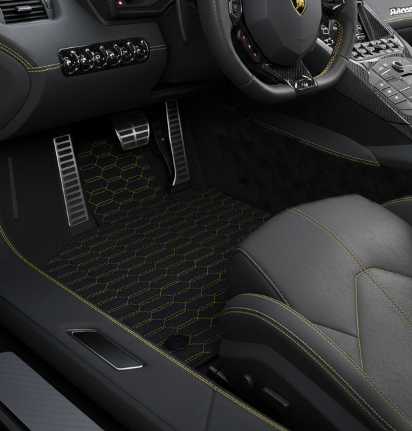 Tapis de voiture en cuir personnalisables avec motif en double losange pour Lamborghini Aventador (2012-2022) - AutoWin