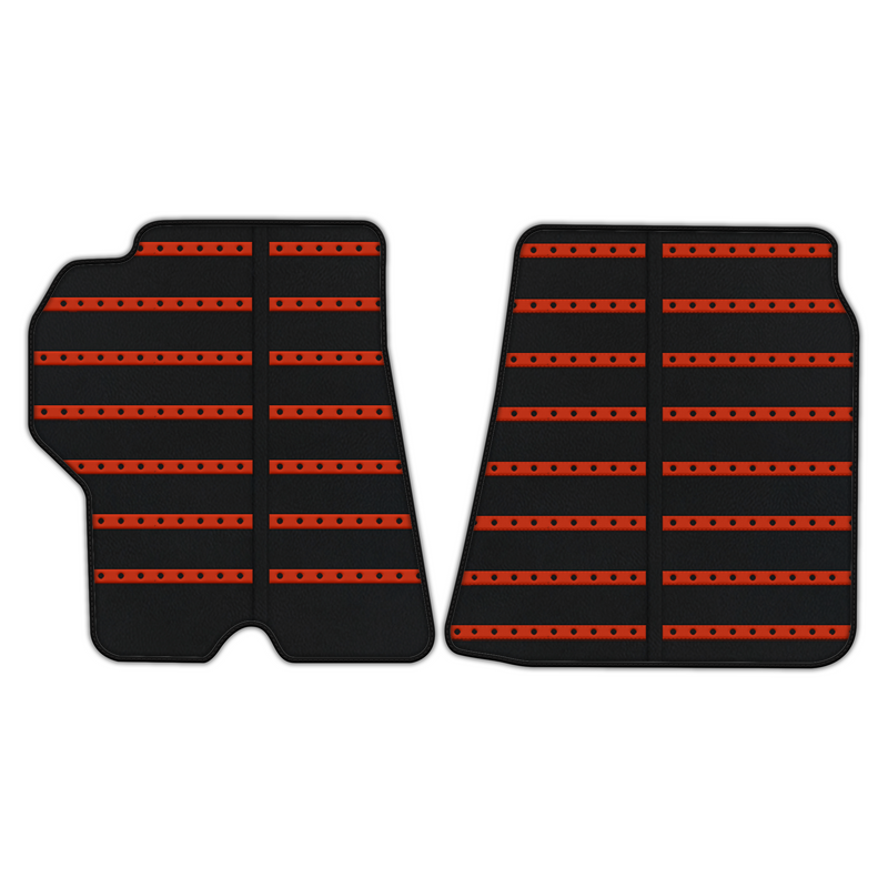 Tappetini in pelle con design Daytona per Ferrari California