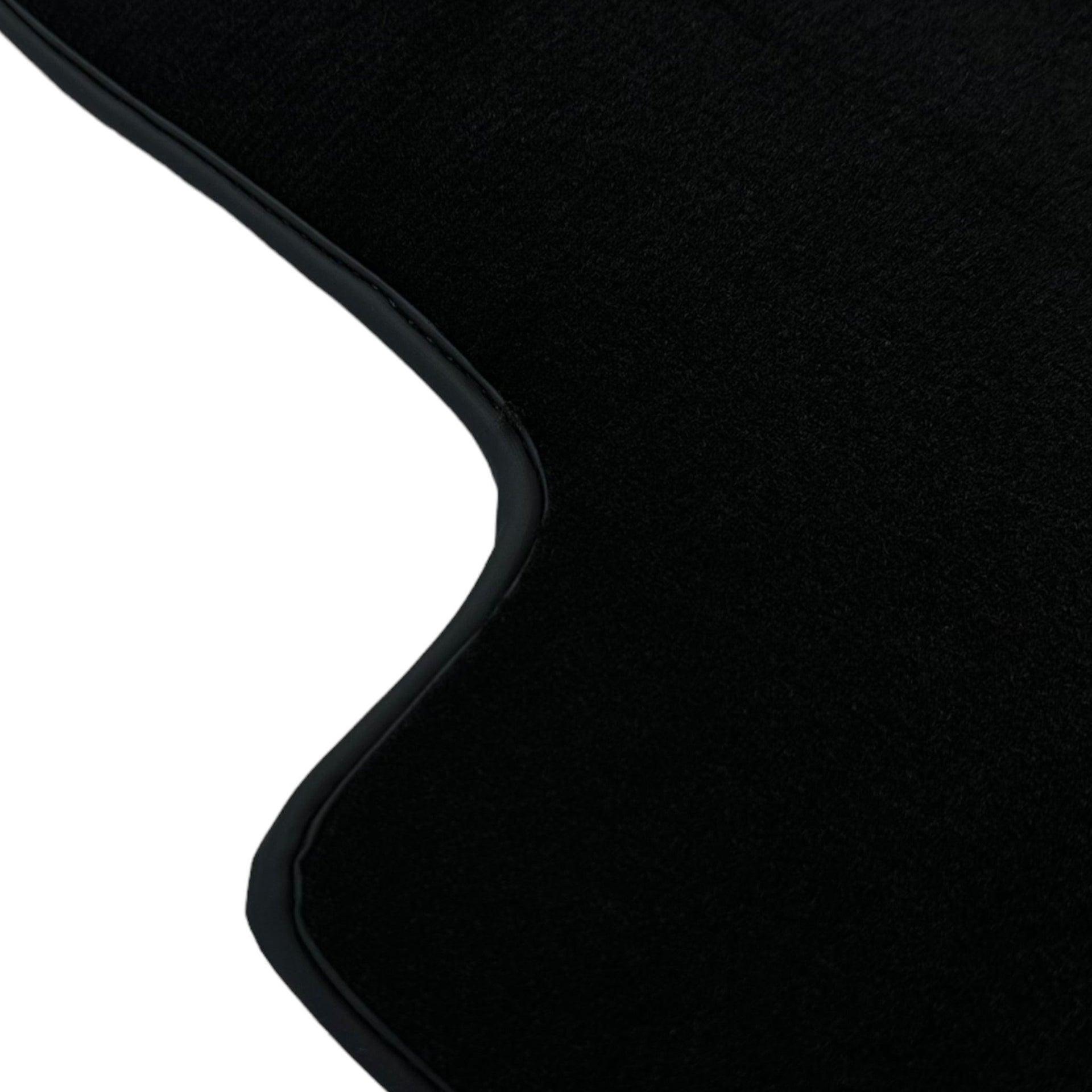 Black Floor Mats For Chevrolet Corvette C6 (2005-2013) - AutoWin