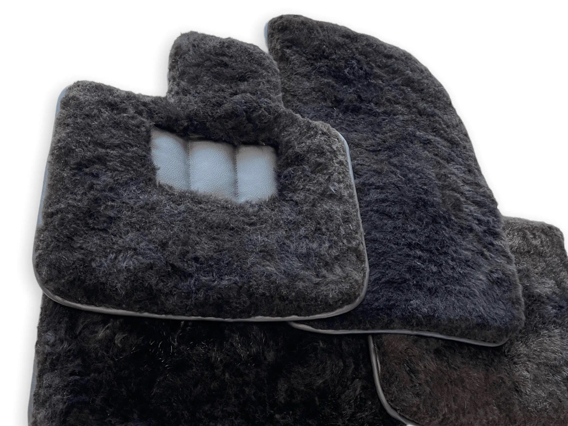 Genuine Sheepskin Floor Mats Bentley Bentayga Er56 Design Brand - AutoWin