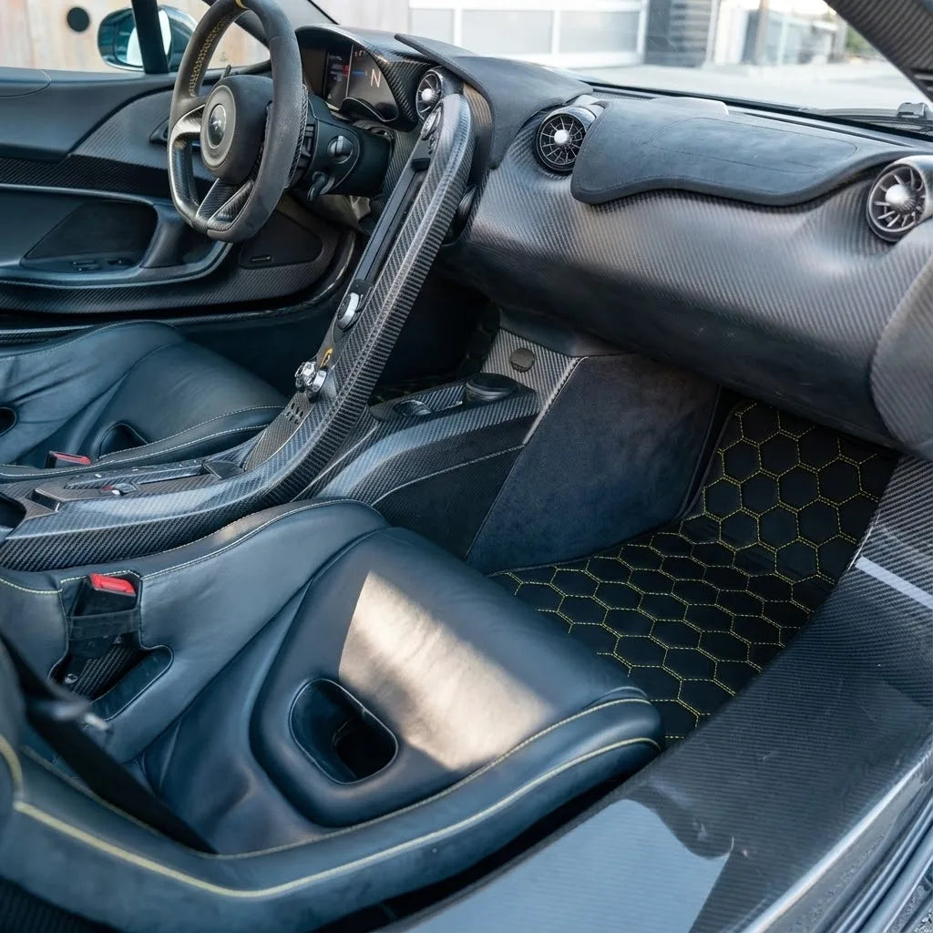 Interior look of floor mats for McLaren P1 (2013-2015)