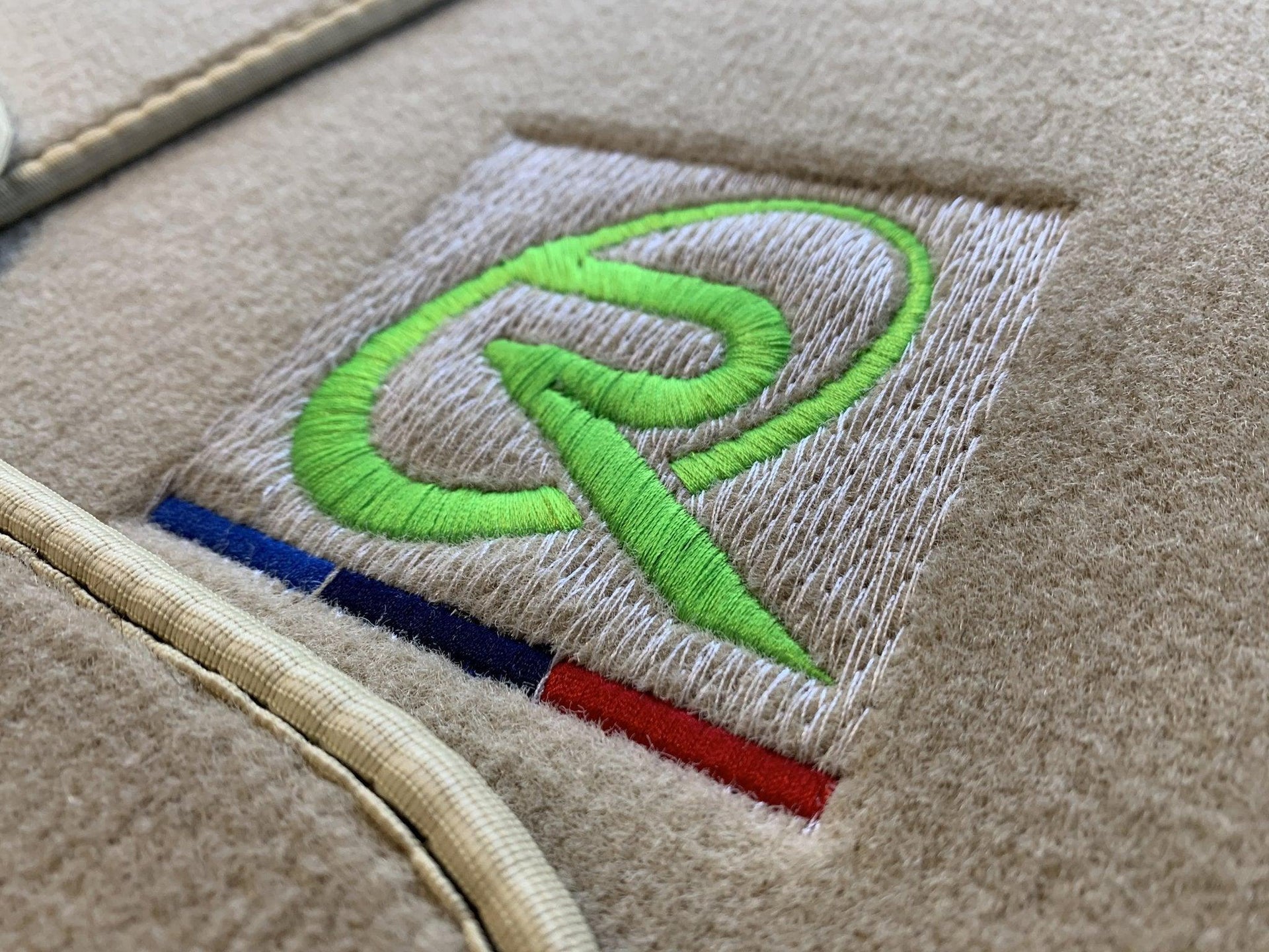 Beige Mats For BMW M3 E30 Tailored Set Perfect Fit - AutoWin