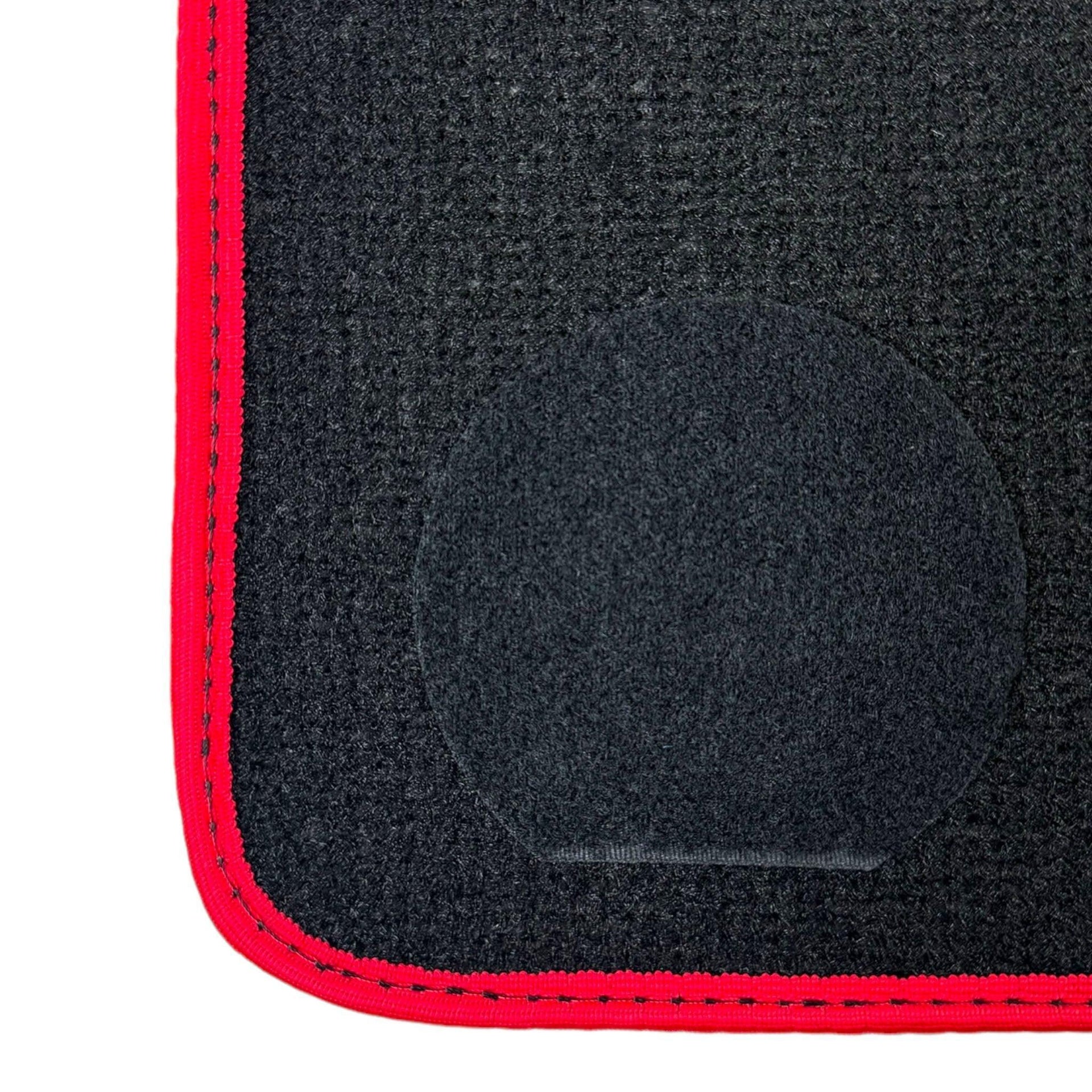 Black Mats For BMW M5 E60 | Red Trim - AutoWin