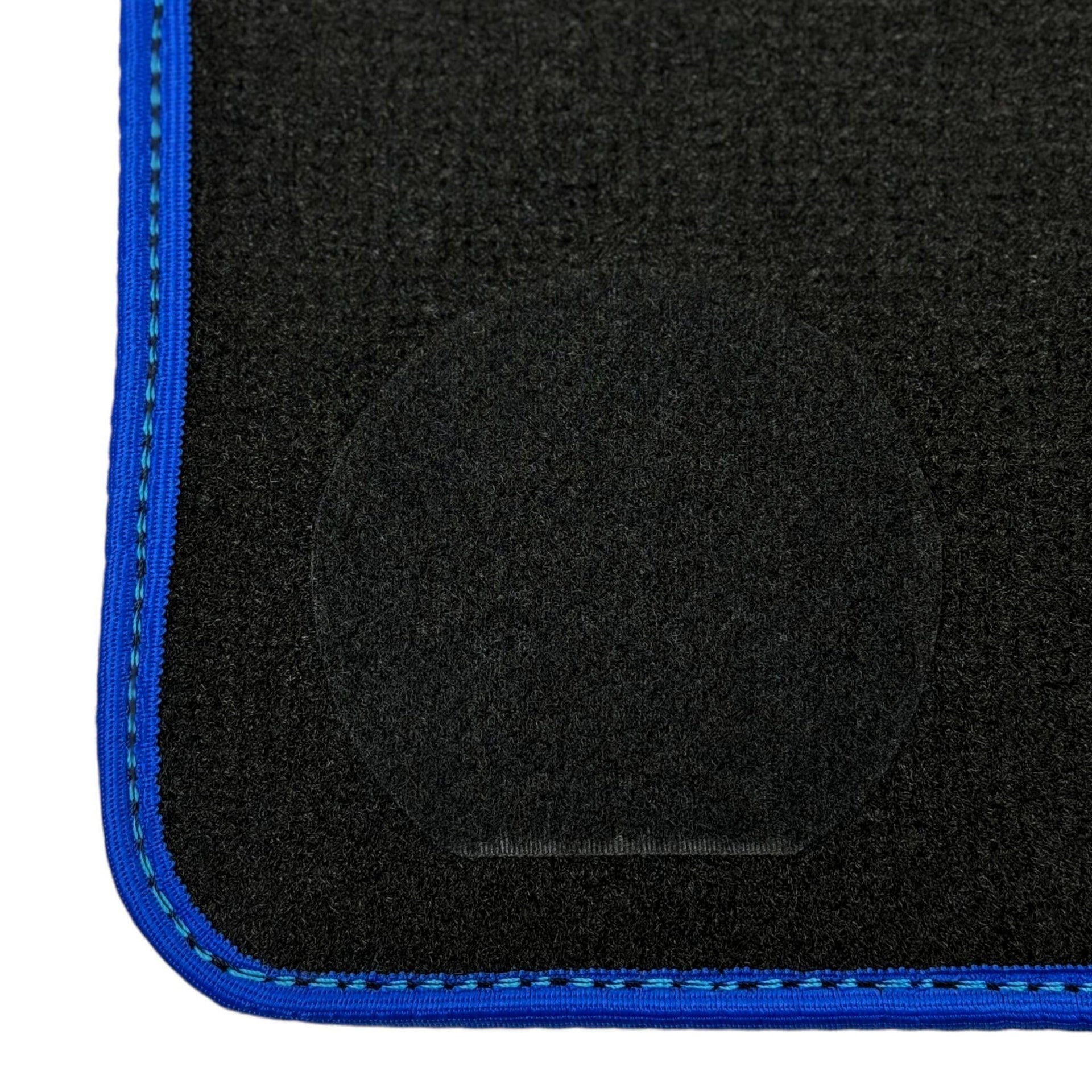 Black Mats For BMW X6M F96 SUV | Blue Trim - AutoWin