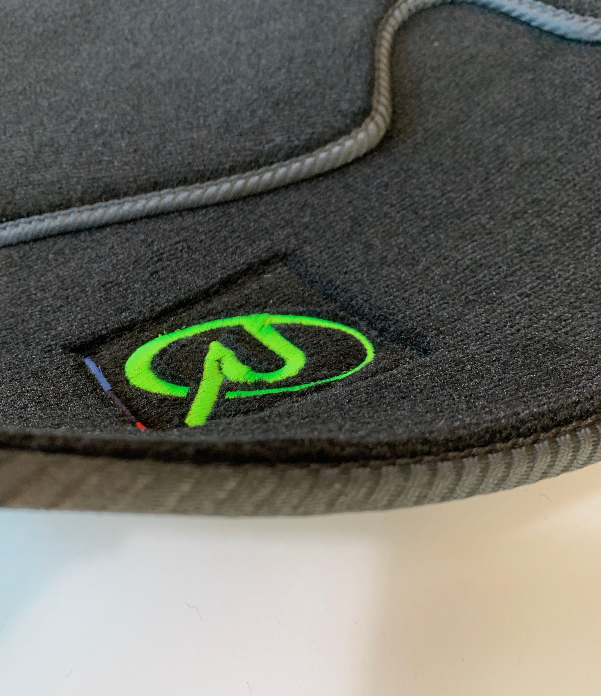 Floor Mats For BMW M5 E60 Tailored Set Perfect Fit - AutoWin