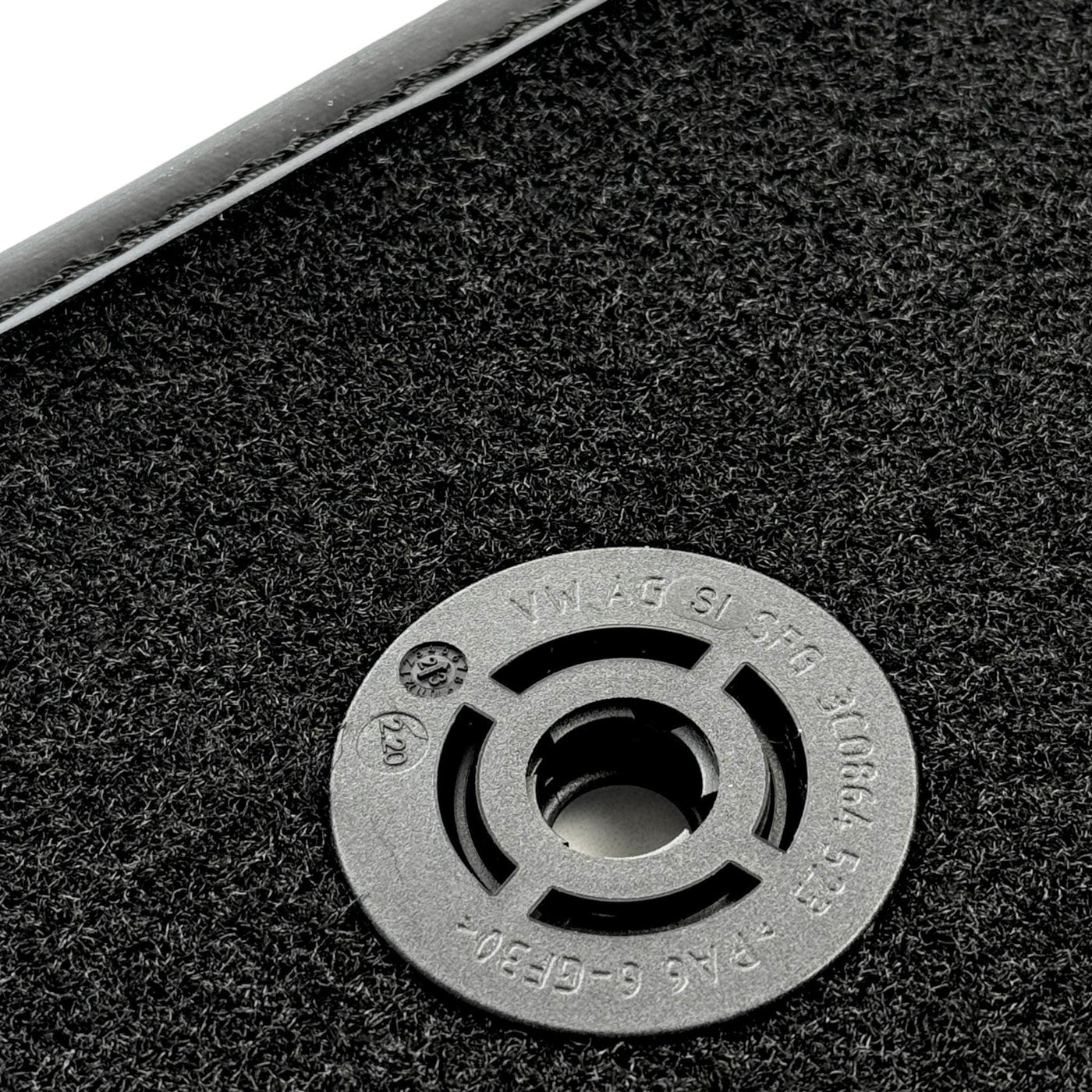 Black Floor Mats for Audi Q2 (2016-2020) - AutoWin