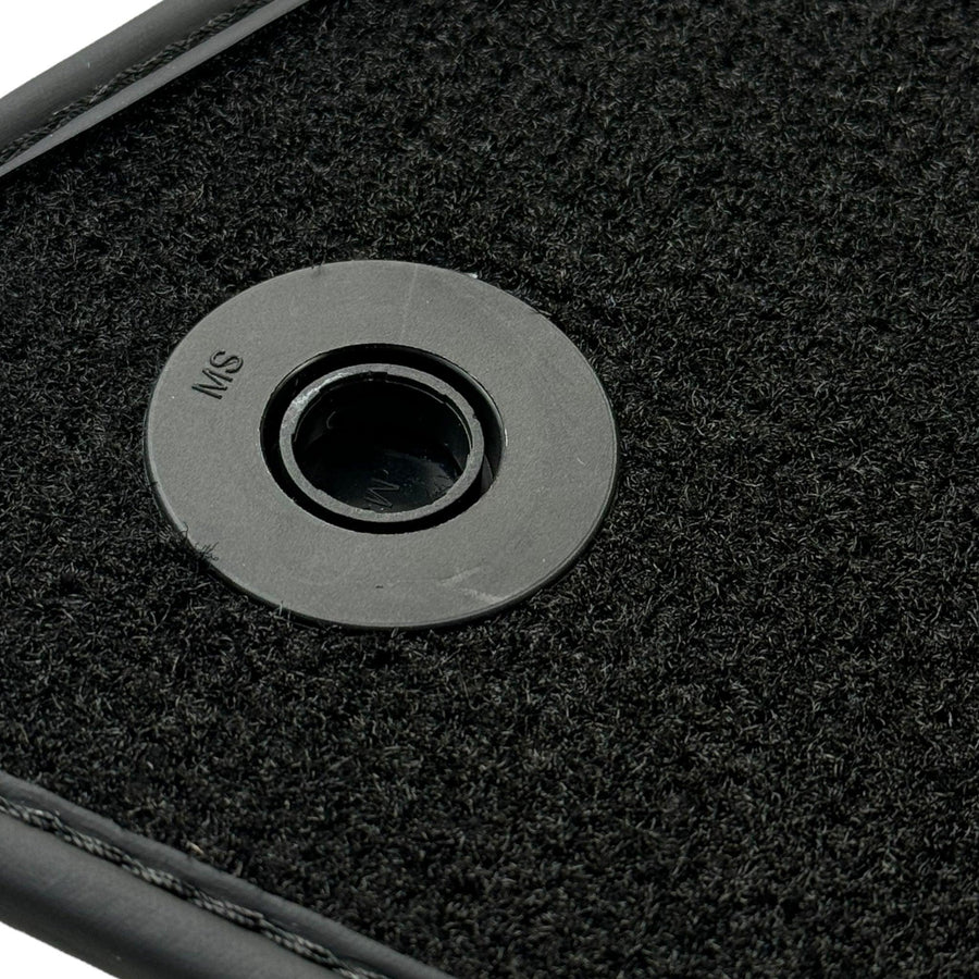 Black Floor Mats for Mercedes Benz CLS-Class C218 Coupe with Carbon | ER56 Performance - AutoWin