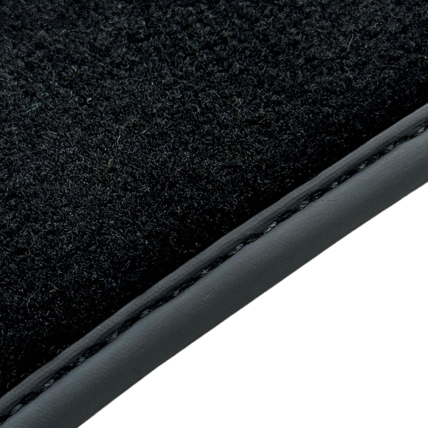 Black Floor Mats for Jeep Wrangler JK (2007-2018) 5 Doors - Double Fixation - AutoWin