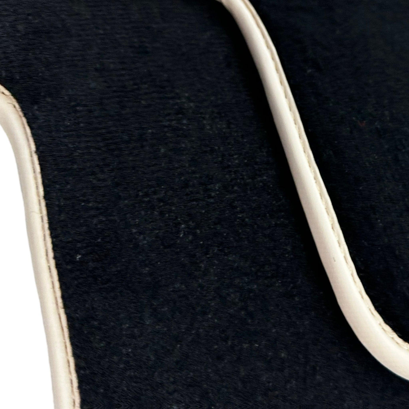 Black Floor Mats For BMW 8 Series E31 2-door Coupe (1989-1999) - AutoWin