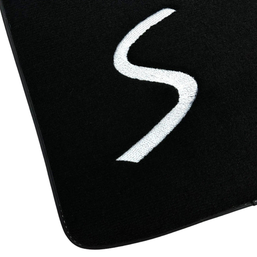 Black Floor Mats for Mini Clubman F54 (2019-2023) - AutoWin