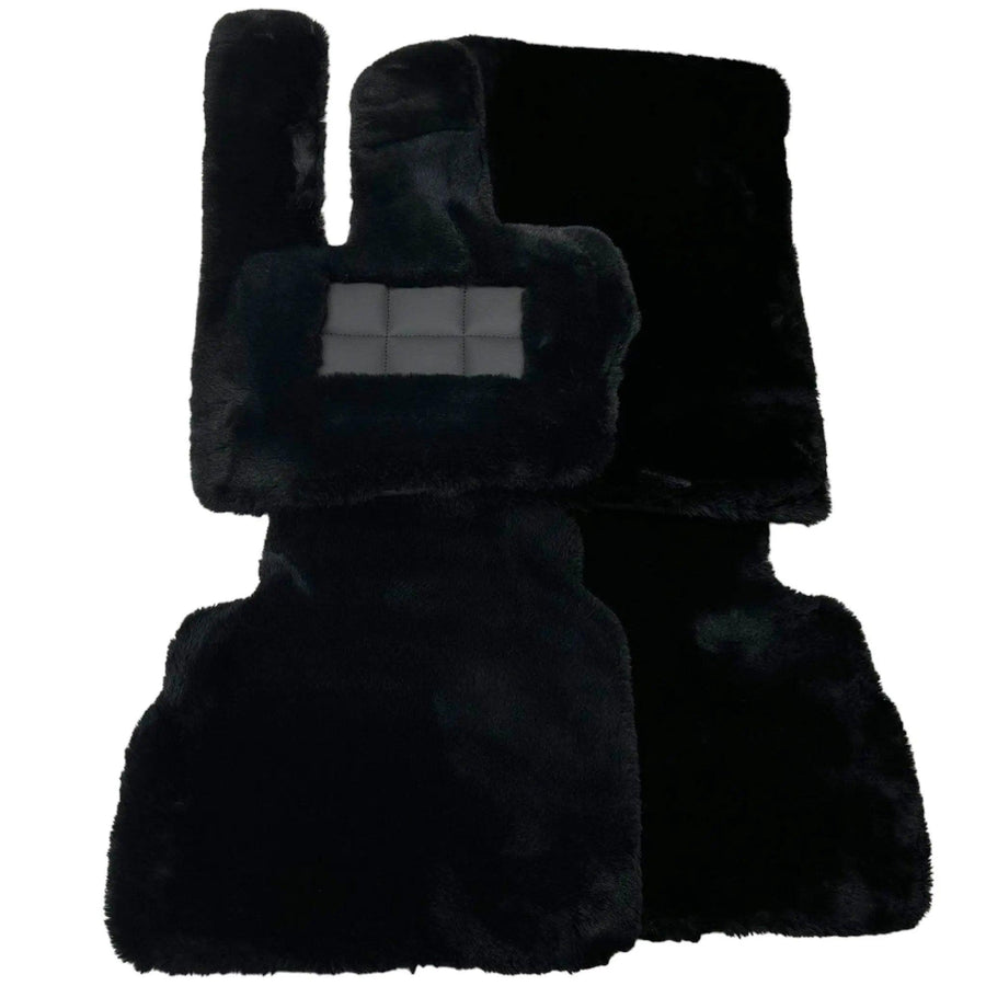 Black Sheepskin Floor Mats For Mercedes Benz B-Class W246 4Matic (2011-2019) | ER56 Design - AutoWin