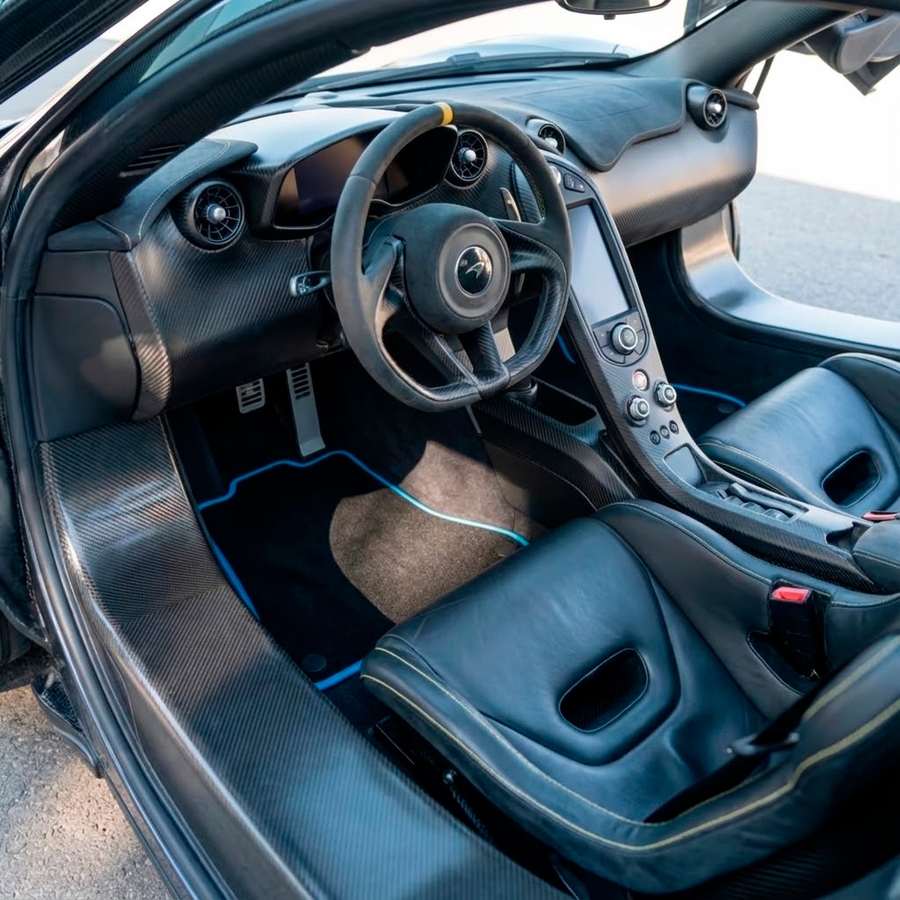 Tappetini per auto neri per McLaren P1 (2013-2015) con
