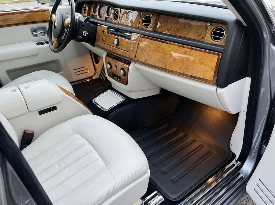 Tappetini in pelle per Rolls Royce Black Badge Phantom VIII