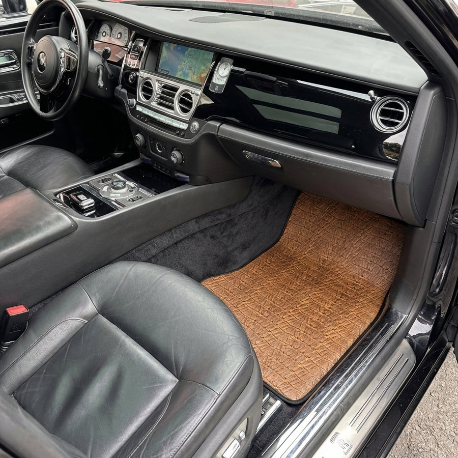 Tapis de voiture en cuir embossé crocodile pour Rolls-Royce Ghost Series I (2010-2020)