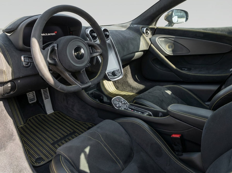 Leder Autofußmatten für McLaren 570S (2015-2021) Schwarz Maßgeschneidert Gelbe Naht