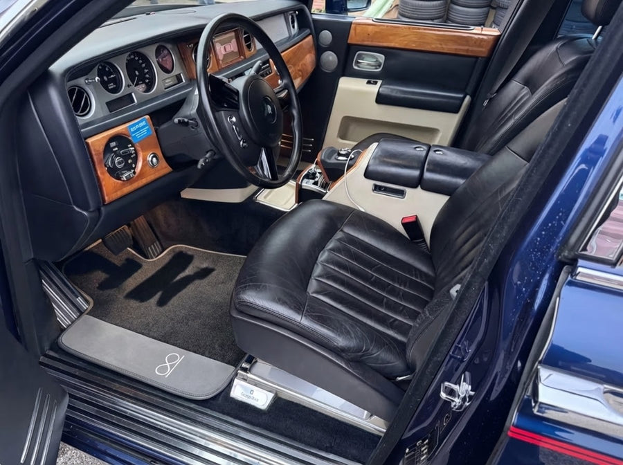 Alfombrillas de coche negras para Rolls Royce Black Badge Phantom con logo fluorescente