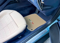 Tappeti per auto beige per Ferrari Roma (2021-2024) Edizione Italiana