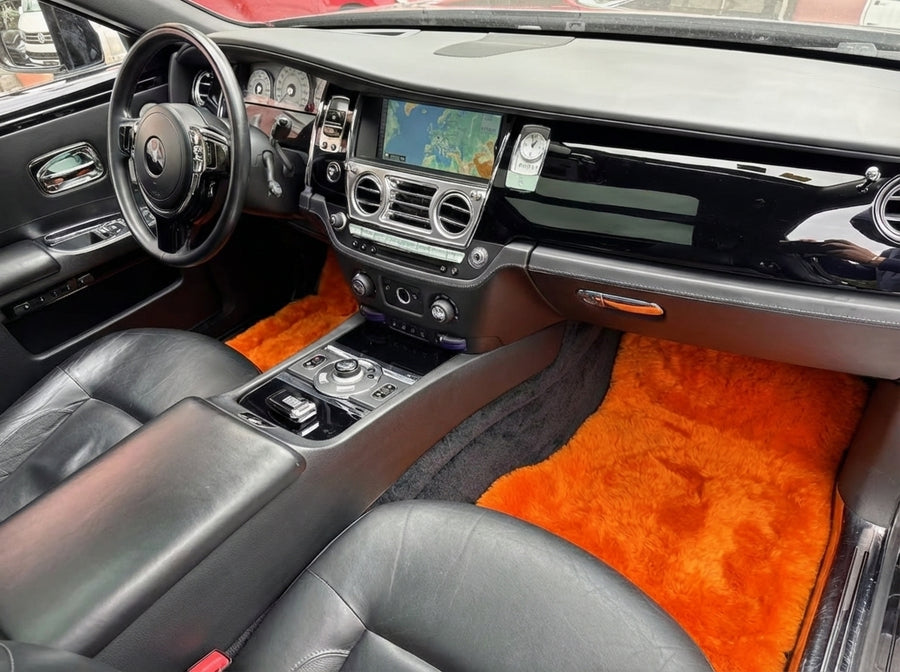 Tapis de voiture en peau de mouton orange pour Rolls Royce Ghost Série I (2010–2020) Marque Er56 Design