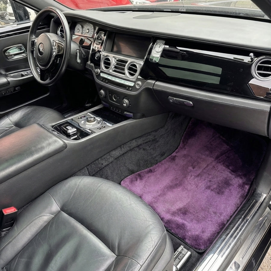 Lilafarbene Fußmatten aus Schaffell für Rolls-Royce Ghost Serie I (2010–2020)
