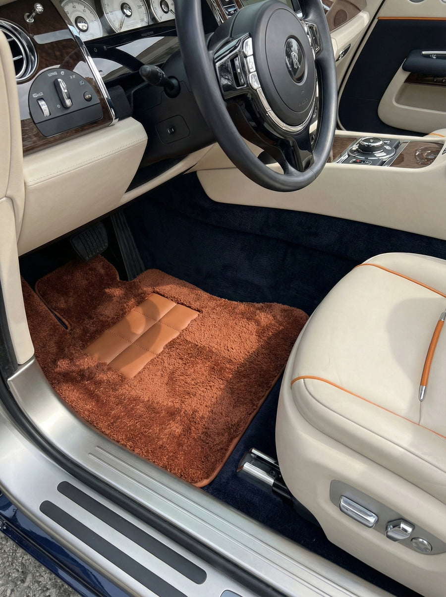 Tappetini in pelliccia di pecora marrone per Rolls Royce Dawn RR6 2016-2023 Marca Er56 Design
