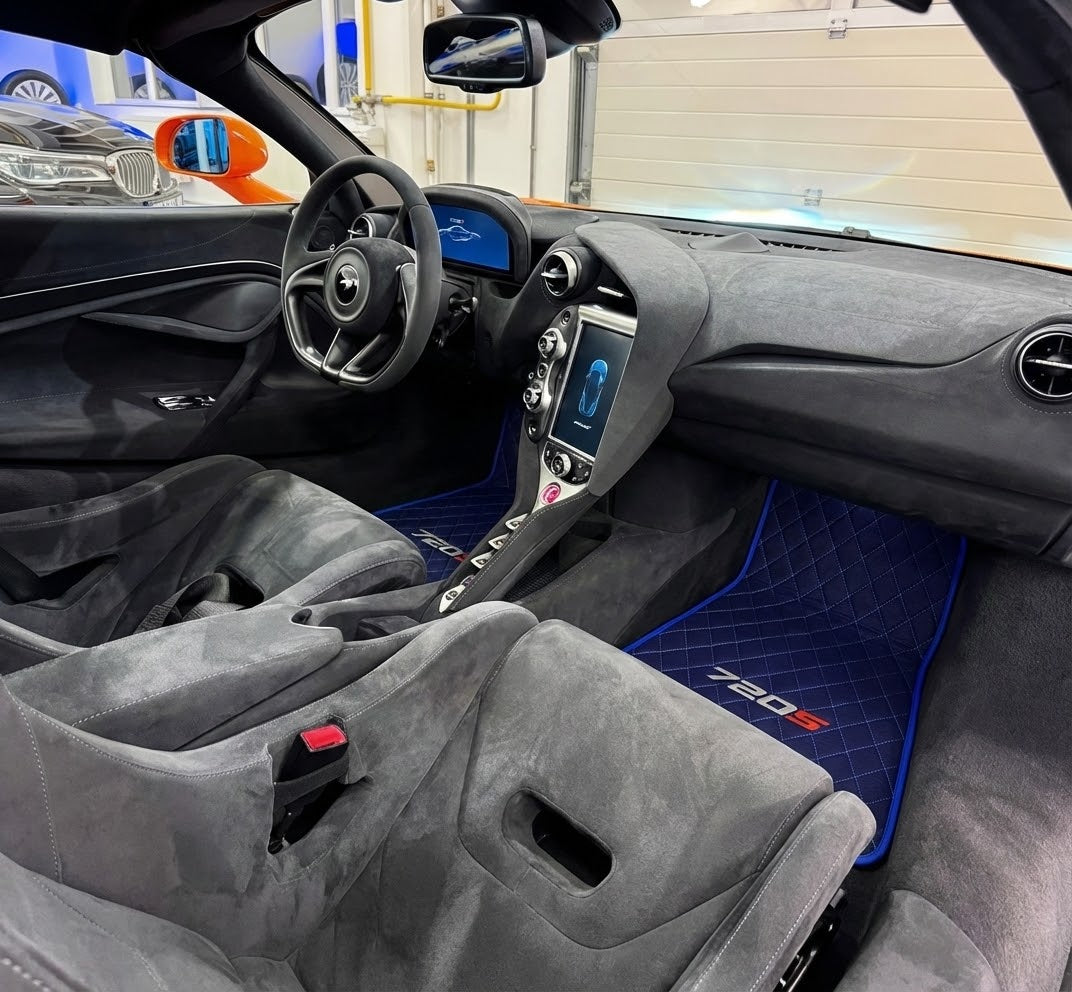 Tapis de voiture en cuir pour McLaren 720S noir sur mesure avec couture jaune - AutoWin
