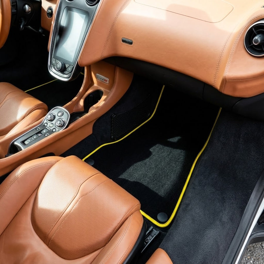 Autofußmatten Für McLaren 570S (2015-2021) Schwarz Maßgeschneidert Mit Gelbem Rand
