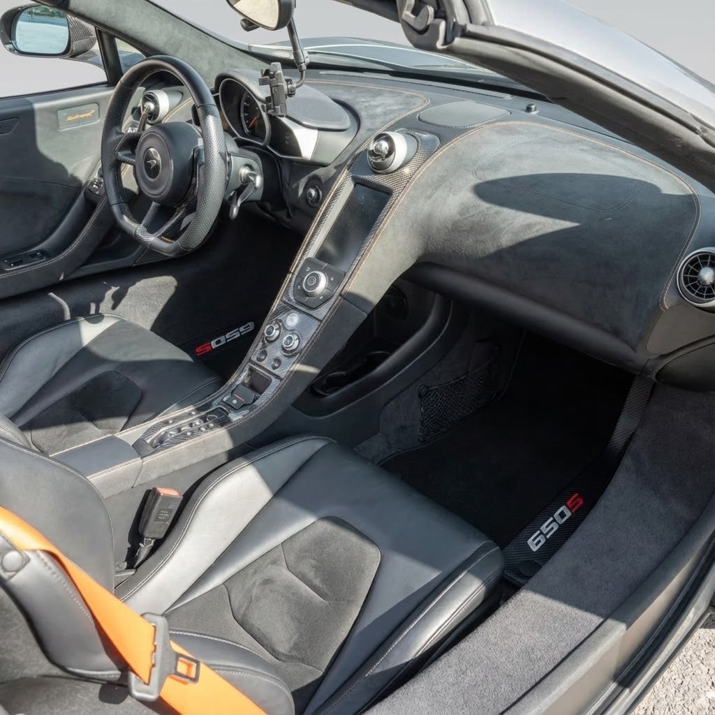 Interior look of floor mats for Black Floor Mats For McLaren 650S Black Tailored With Carbon Leather