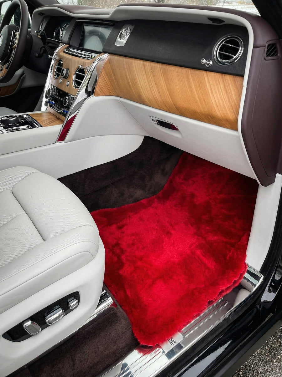 Rote Schaffell-Fußmatten für Rolls Royce Cullinan Rr31 2018-2025 Er56 Design Marke