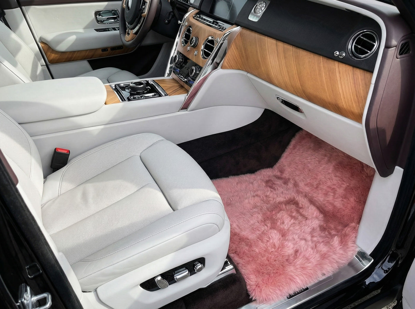 Rosa Schaffell-Fußmatten für Rolls Royce Cullinan Er56 Design Marke