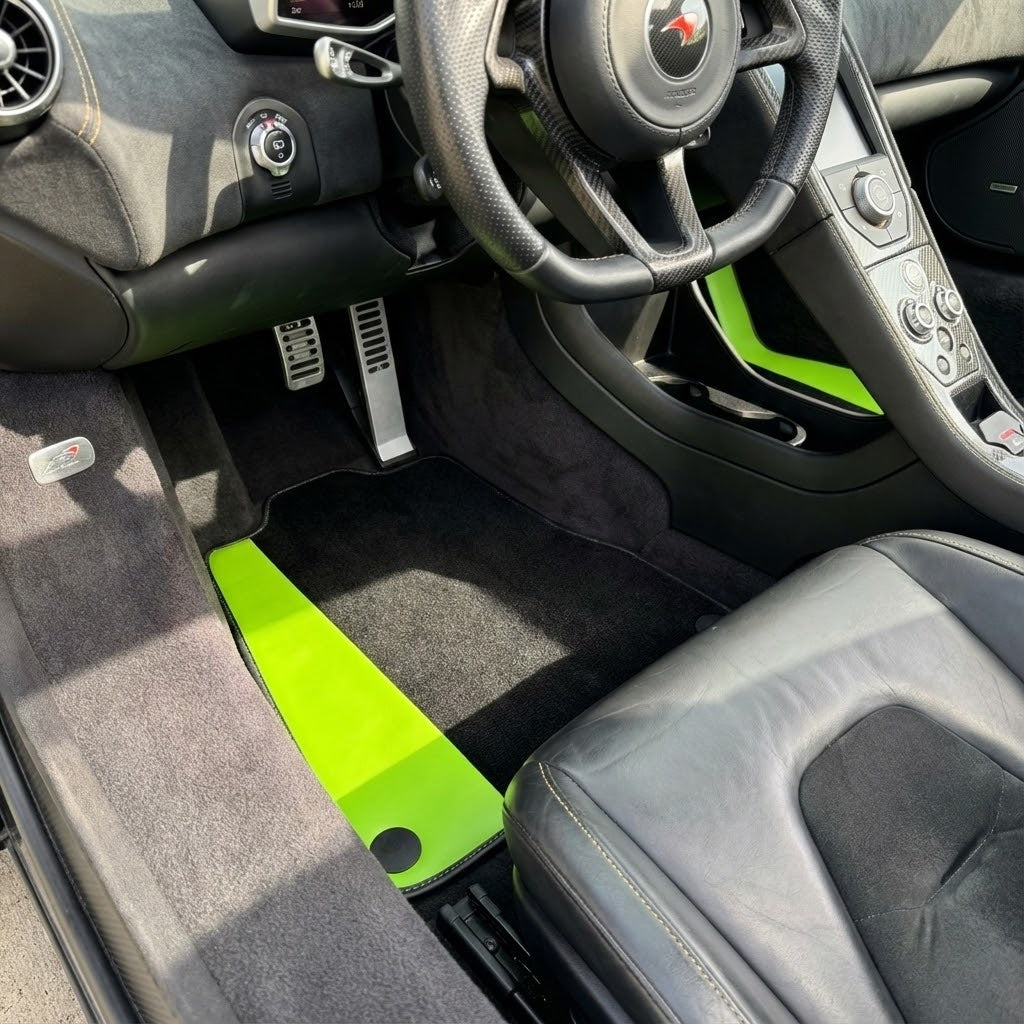 Tapis de voiture noirs personnalisables pour McLaren MP4-12C (2011–2014) avec cuir vert