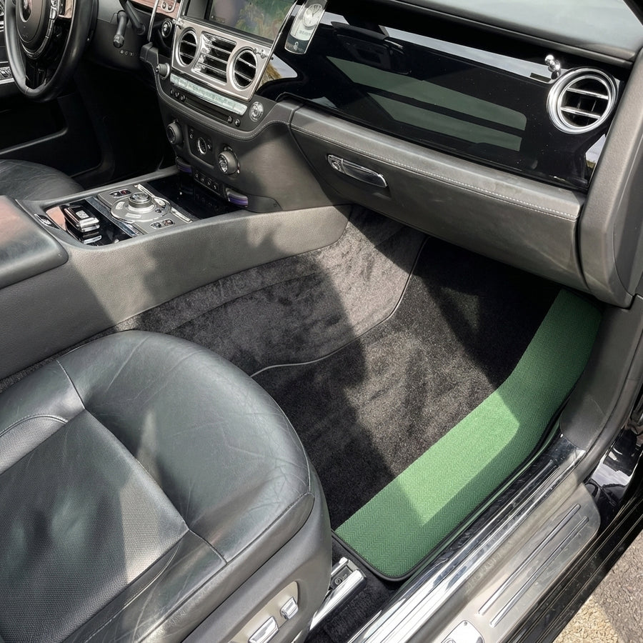Tappetini neri per auto per Rolls Royce Ghost Series I (2010-2020) con bordi in pelle verde