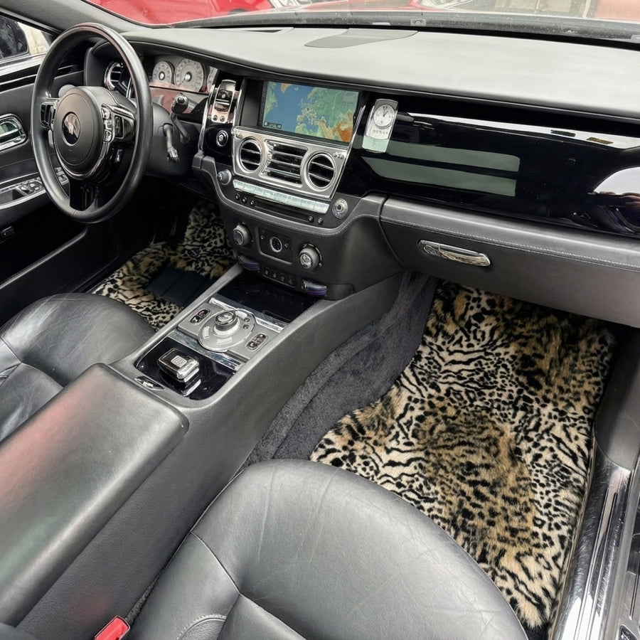 Fußmatten aus Leopardenfell für Rolls-Royce Ghost Serie II (2021-2024)
