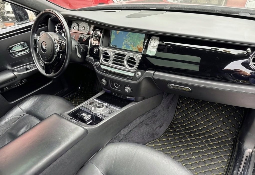 Customizable Leather Floor Mats with Single Diamond Pattern for Rolls Royce Ghost Series II (2021–2024) - AutoWin