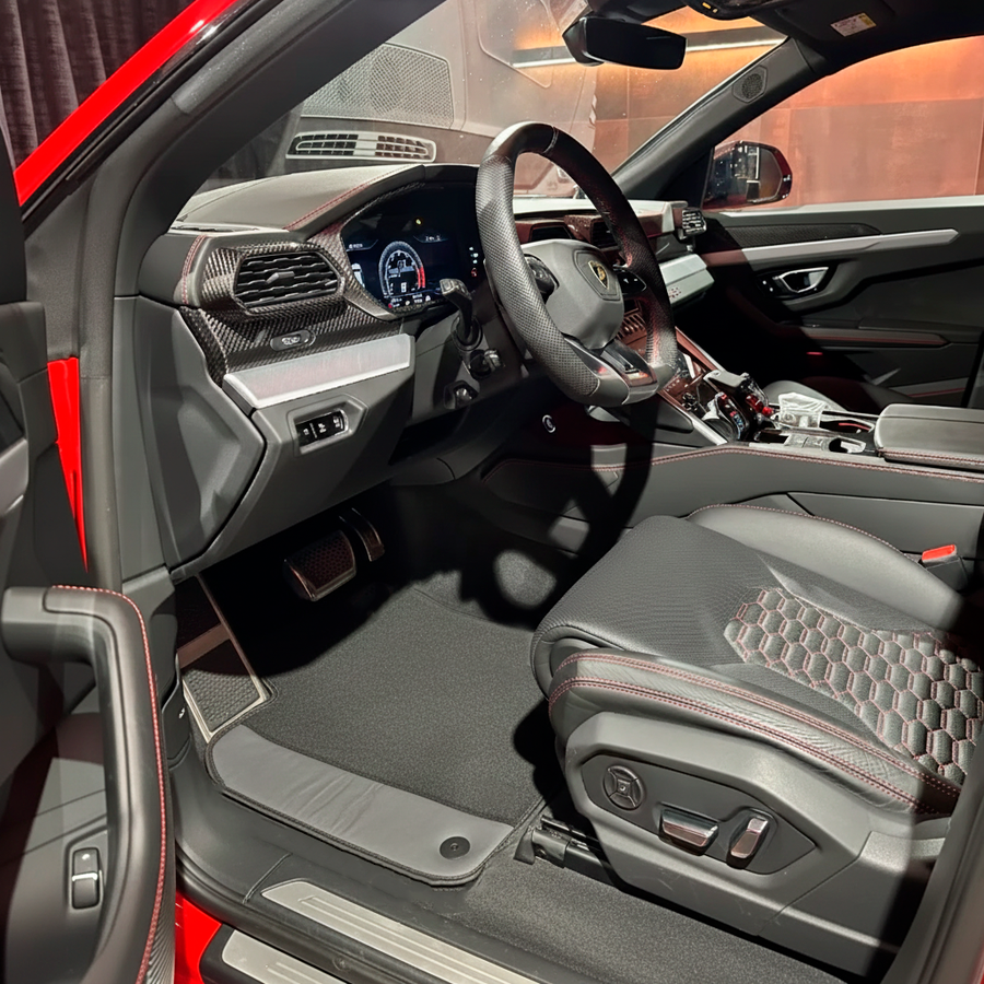 Tappetini per auto Neri Personalizzabili per Lamborghini