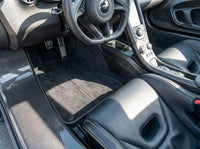 Tappetini neri per auto McLaren P1 (2013-2015) con Alcantara | Cucitura arancione