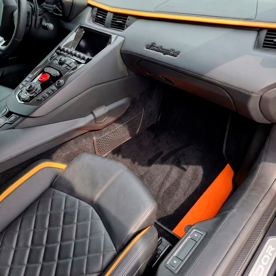 Tappetini per auto neri personalizzabili per Lamborghini