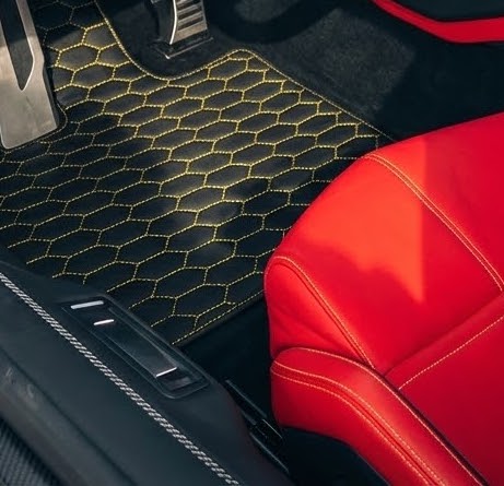 Personalisierbare Leder-Fußmatten mit Sechseckmuster für Lamborghini Temerario (2025-2026) - AutoWin