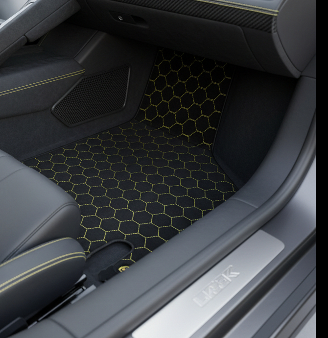 Customizable Leather Floor Mats with Symmetrical Hex Pattern for Lamborghini Countach (1974–1990)
