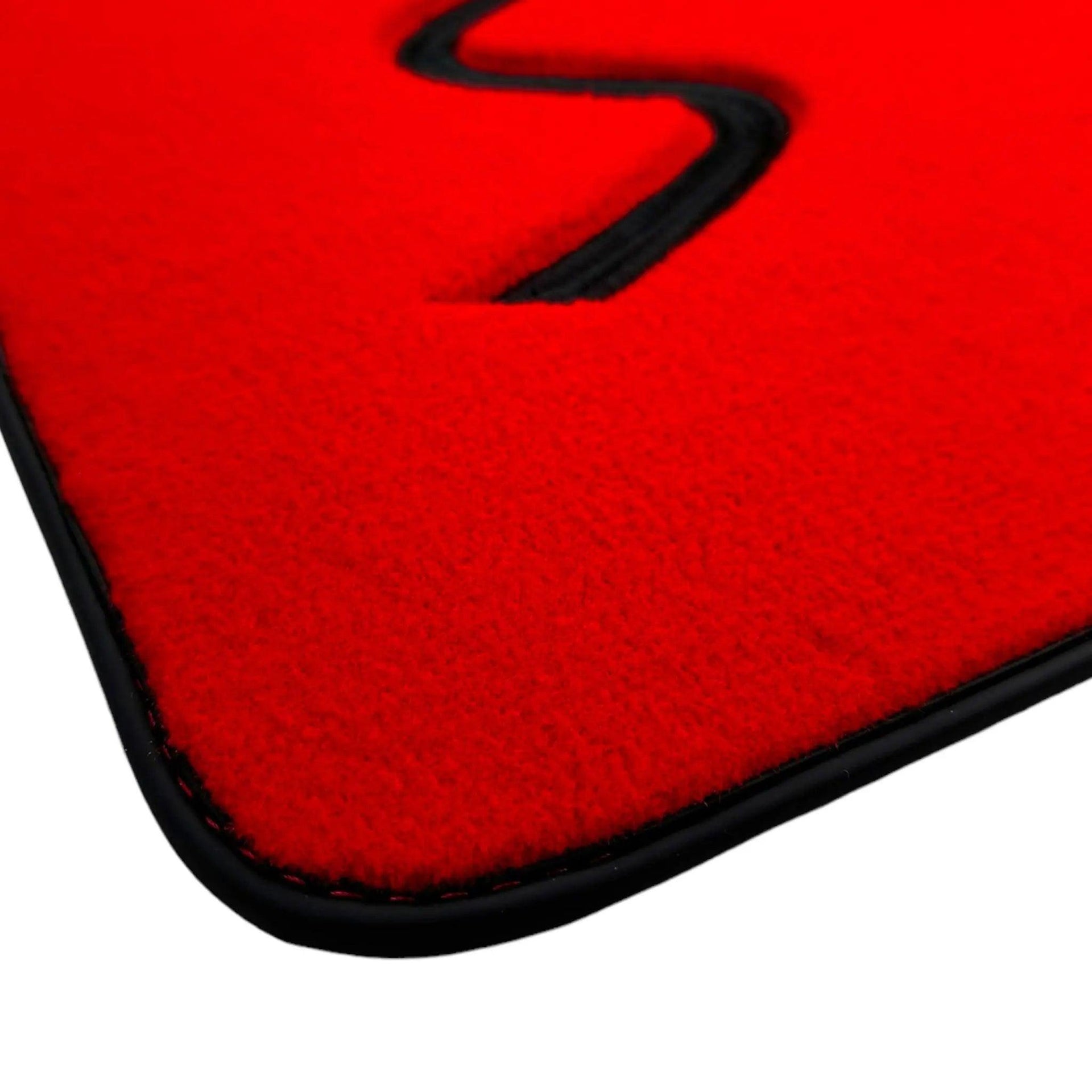 Red Floor Mats for Mini Cabrio R52 Convertible (2004-2009) - AutoWin
