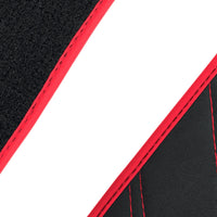 Tapis de sol en Alcantara noir pour Ferrari 488 GTB (2016-2022) avec accents en Alcantara rouge