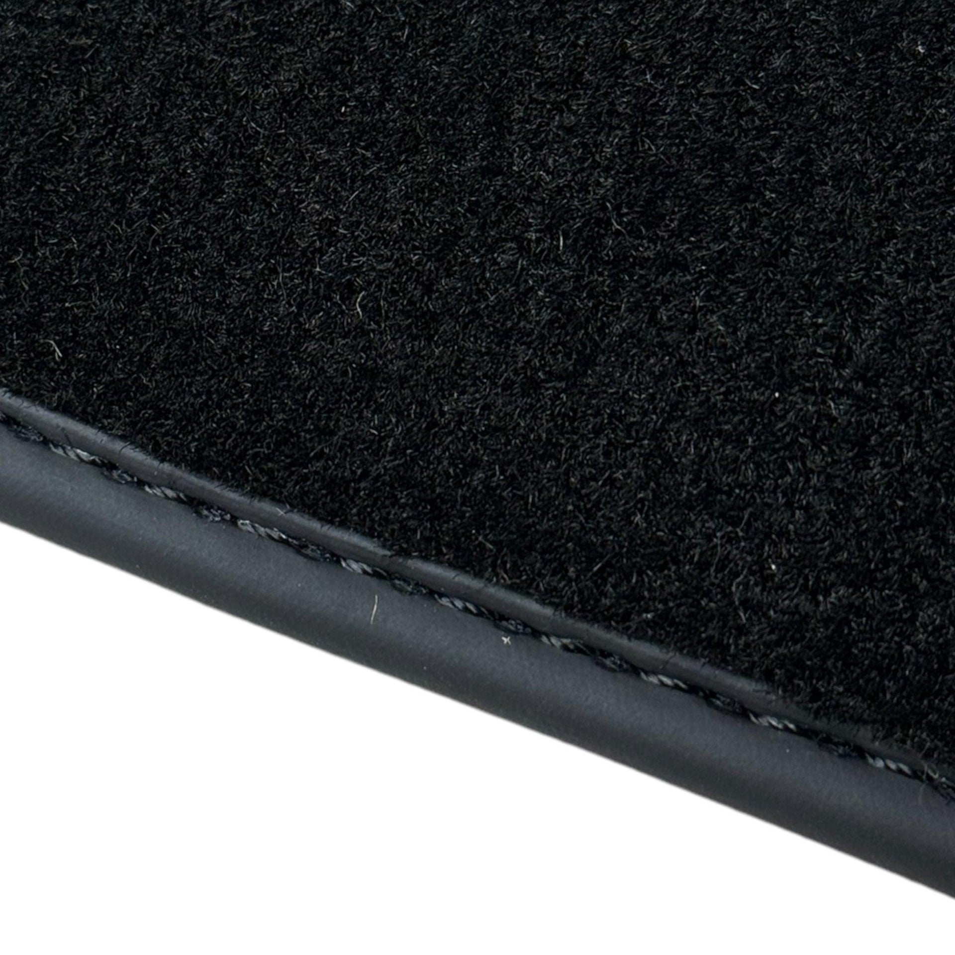 Black Floor Mats for Aston Martin DB11 (2016–2023) - AutoWin