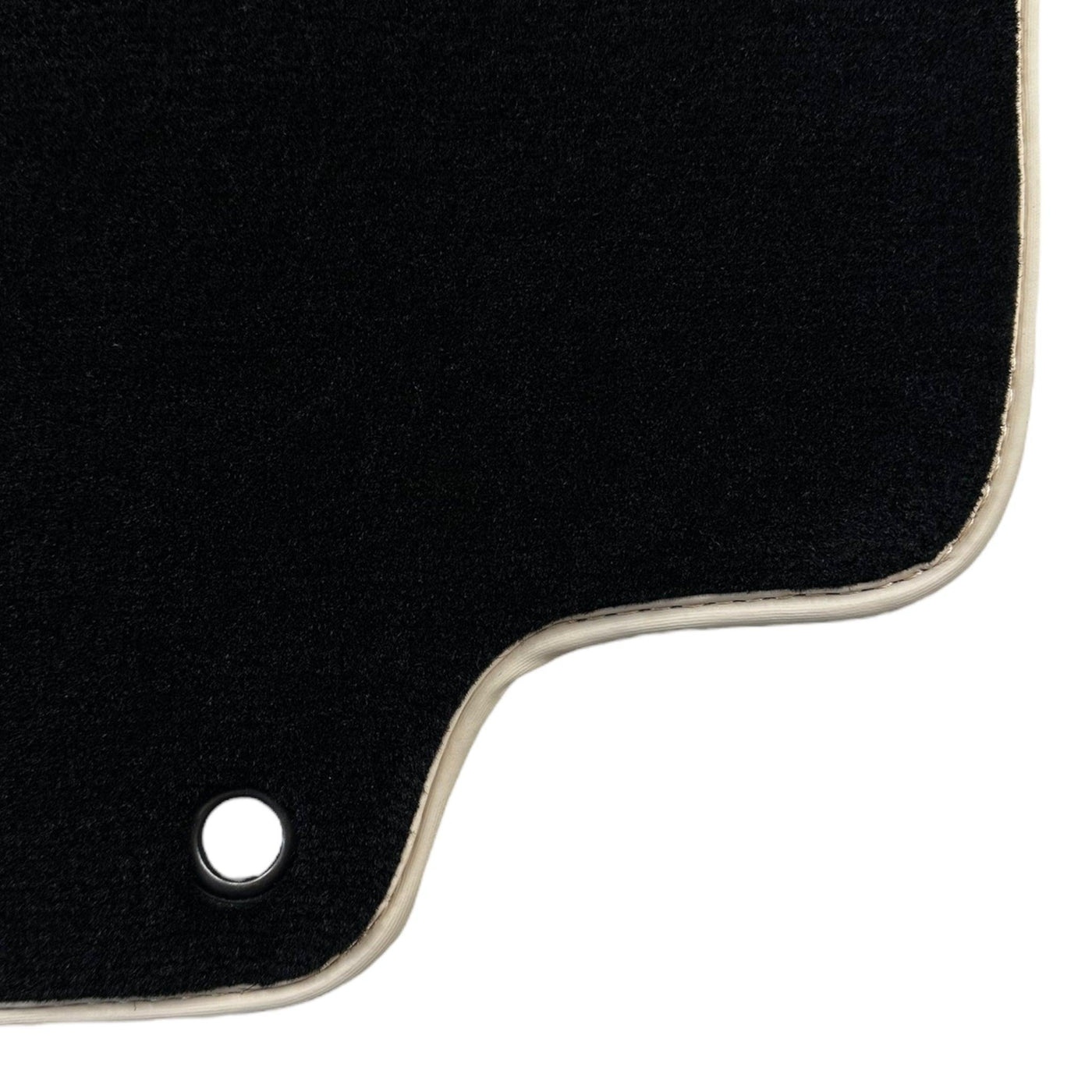 Black Floor Mats For Honda Accord (2002-2008) - AutoWin