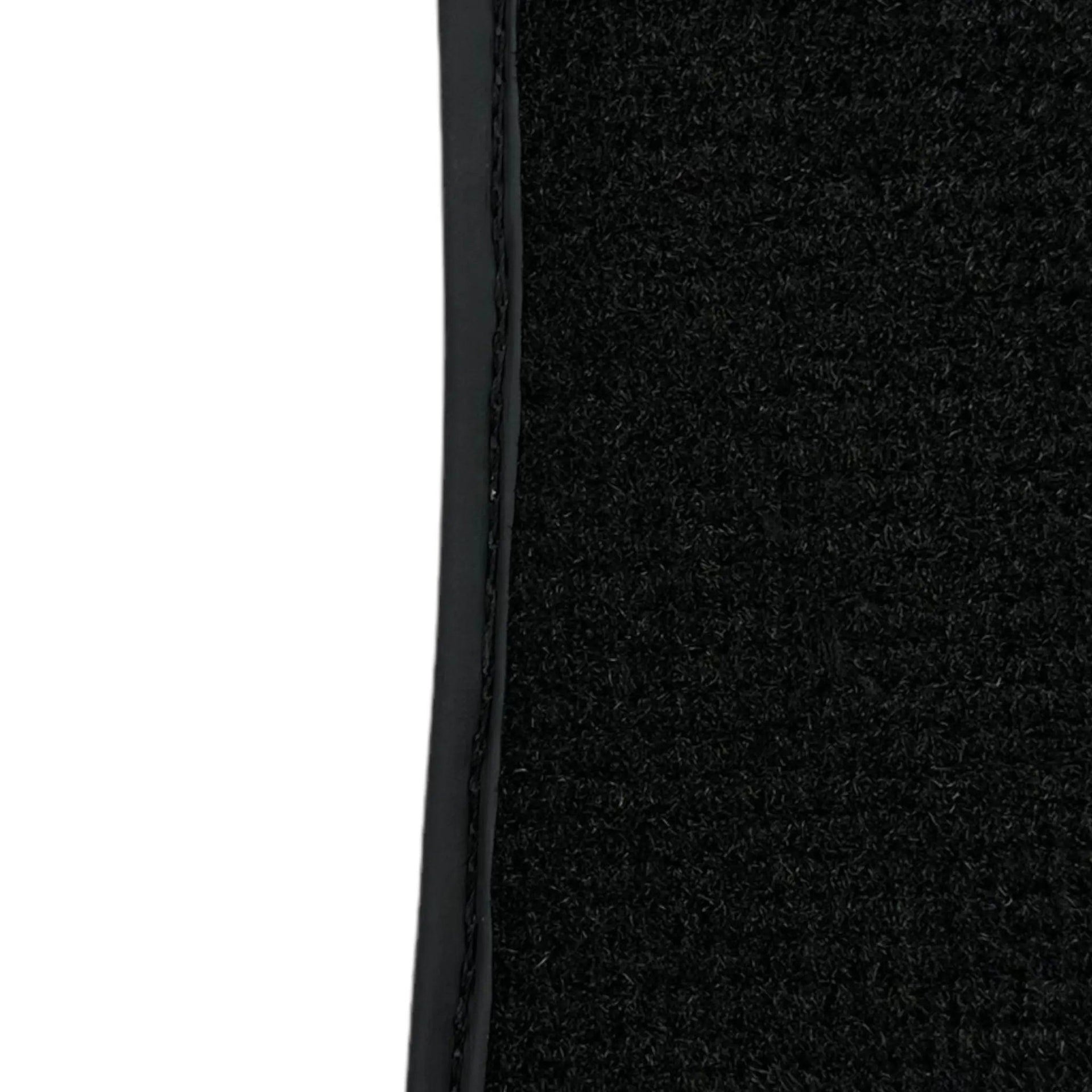 Black Floor Mats for Infiniti FX (2002-2008) - AutoWin